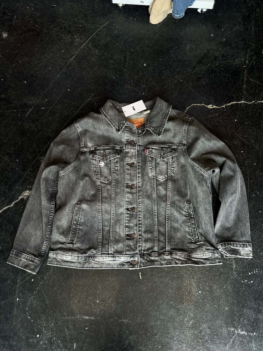 Levi's Women's Plus Size Trucker Jacket Washed Black 3X